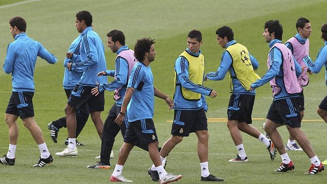 Arbeloa, Marcelo y Kaká se quedan en Madrid