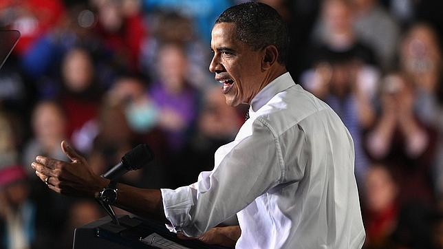 «Conoce antes de endeudarte», el plan de Obama para ganarse a los universitarios