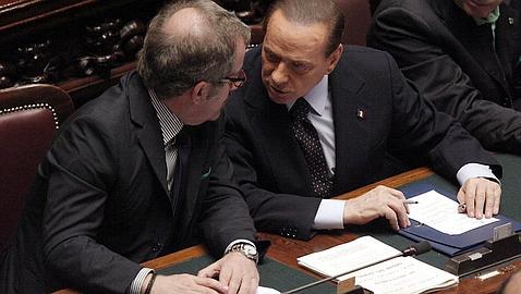 La prima de riesgo italiana alcanza el máximo histórico de 495 puntos básicos