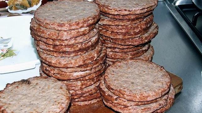 La carne cocinada aporta más energía que la cruda