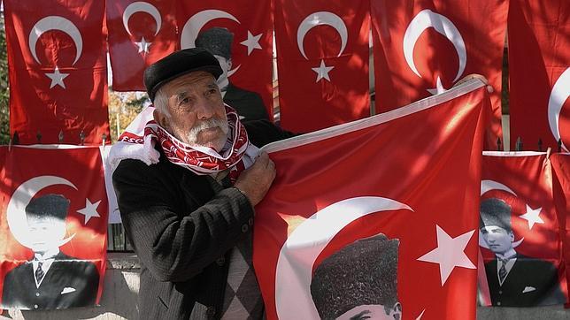 Ataturk, el intocable