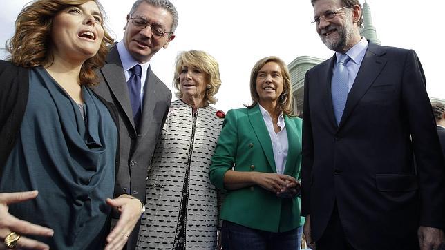 Un SMS de Soraya a Rajoy a las 6.43 de la mañana: «Ha nacido Iván, pesa 2,400 kilos»