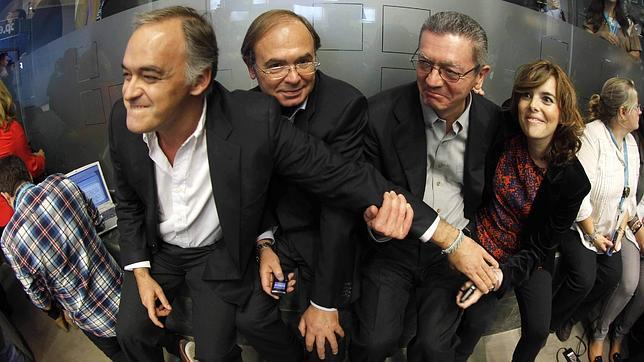 Soraya Sáenz Santamaría: «No es el momento para las ambiciones personales»