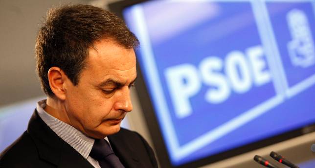 Zapatero no aclara si Rubalcaba liderará el Grupo Socialista en la investidura de Rajoy