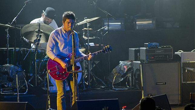 Noel se abastece de Oasis