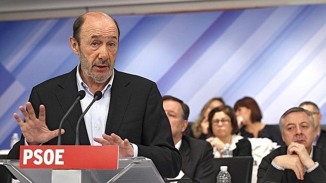 Rubalcaba presidirá el Grupo Socialista en el Congreso de los Diputados