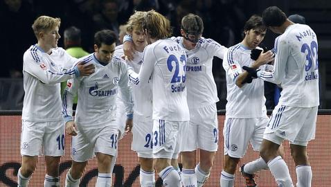 El Schalke 04 de Raúl, colider de la Bundesliga