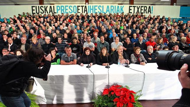 Antiguos presos de ETA llaman a la «movilización popular» para lograr la amnistía