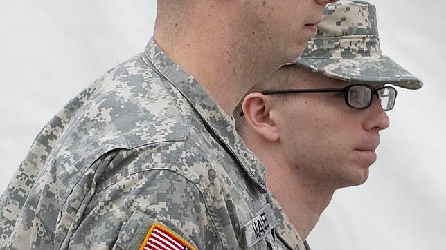 Una oficial recomendó un análisis psiquiátrico del soldado Manning