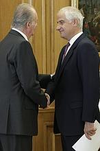 Los Reyes y los Príncipes de Asturias reciben a los grandes de España