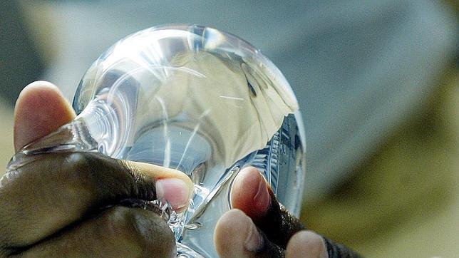 Francia pedirá a 30.000 mujeres que se quiten los implantes mamarios sospechosos