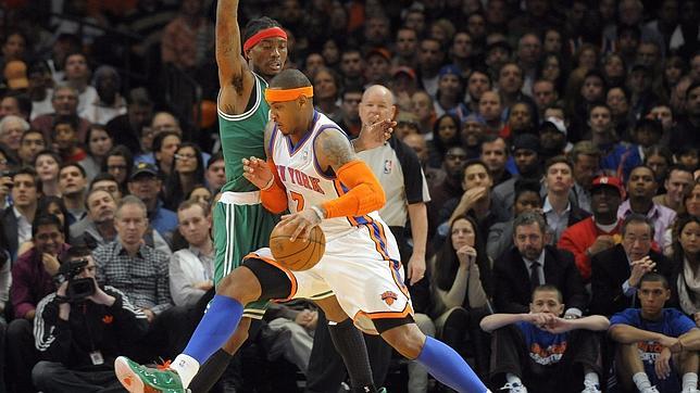 Los Knicks arrancan la temporada con un reñido triunfo ante los Celtics
