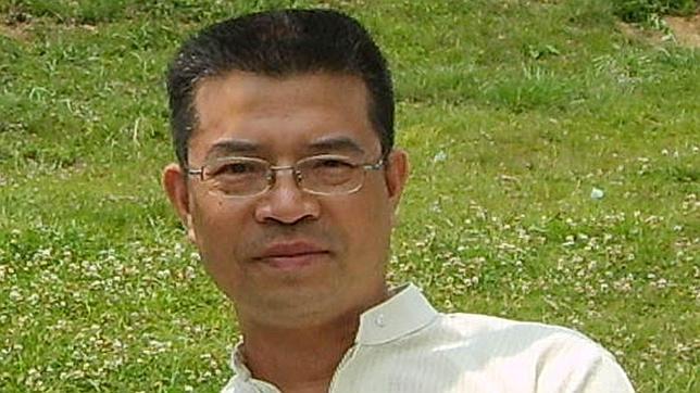 China aprovecha la Navidad para condenar a dos disidentes