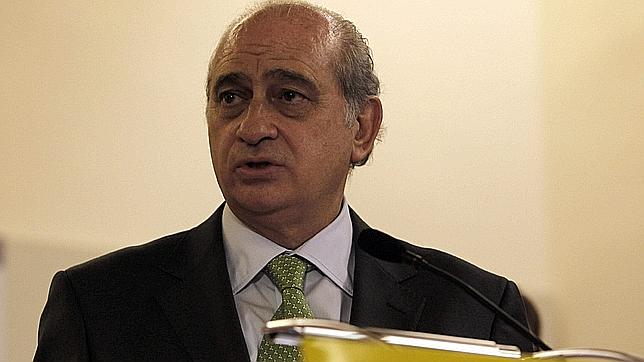 El ministro de Interior cifra el déficit en el 8,2%