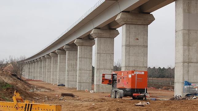 2012: el AVE «anida» en León, Palencia y Zamora