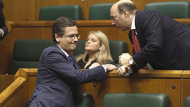 Carlos Urquijo, la voz de las víctimas en el Parlamento vasco, nuevo delegado del Gobierno