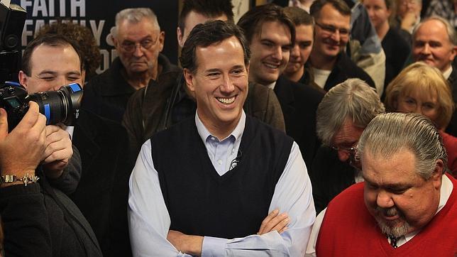 El chaleco del candidato Rick Santorum marca tendencia en Estados Unidos
