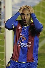 Munúa salva al Levante