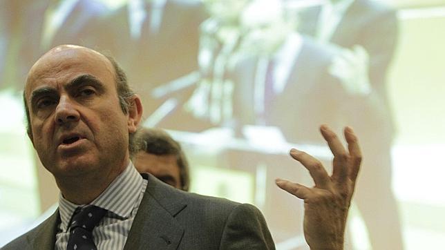 Lluvia de tijeras para ver la luz al final del túnel