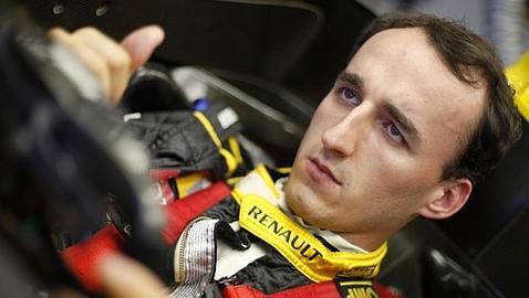 Robert Kubica se rompe de nuevo la pierna derecha al resbalar en el hielo