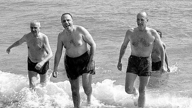 Palomares, un baño para la historia