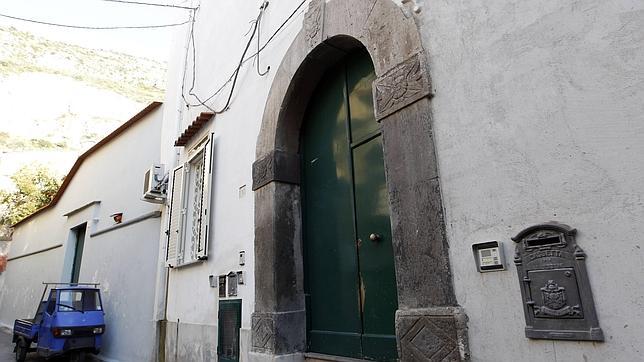 El capitán del Costa Concordia, puesto bajo arresto domiciliario