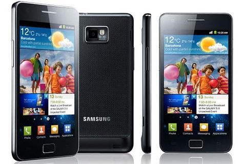 Apple vuelve a demandar a Samsung en Alemania por diez de sus smartphones