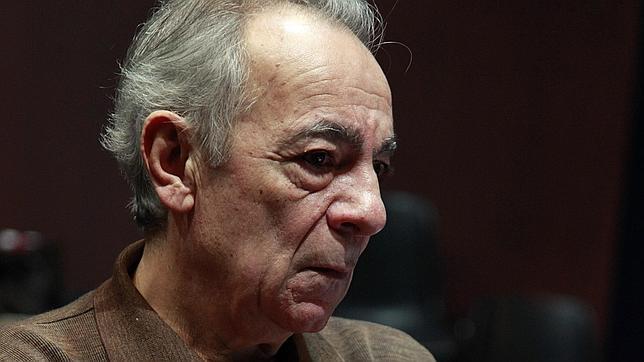 «Nosotros los del teatro tenemos que hacer lo posible para que se olvide menos»