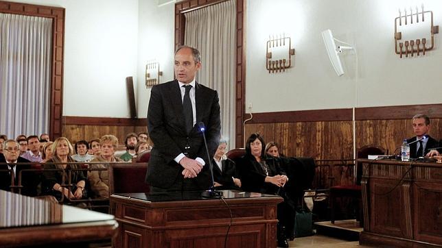 El jurado del caso «Gürtel» se reúne por tercer día tras más de 11 horas deliberando