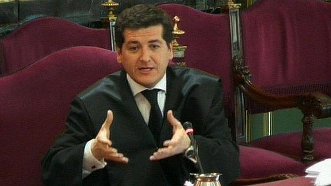 El juez Ruz rebaja a 100.000 euros la fianza al «número dos» de la trama «Gürtel»