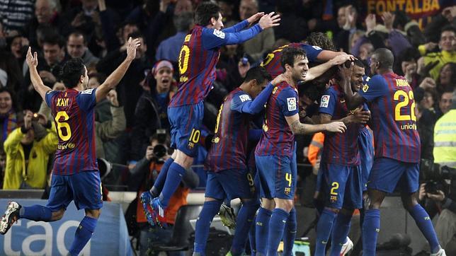 El mejor Real Madrid arrincona al Barcelona