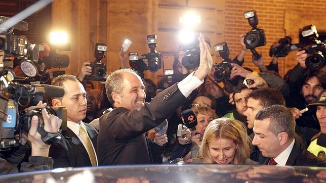 El PP pide cuentas a quienes condenaron a Camps en juicios paralelos