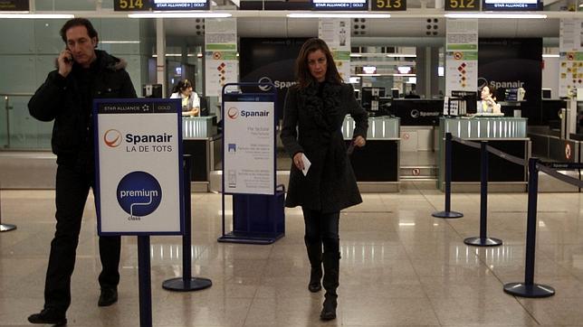 Vueling, Iberia y Air Europa ofrecen vuelos una «tarifa de rescate» a los afectados por Spanair