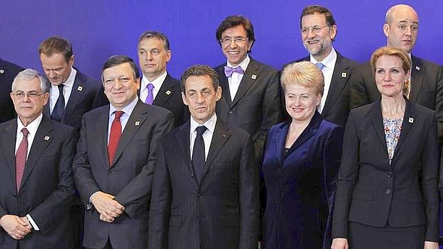 Rajoy expone sus reformas y pide liquidez al BCE