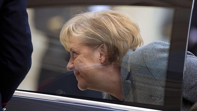 Merkel culpa a Rusia y a China de que «el derramamiento de sangre en Siria continúe»