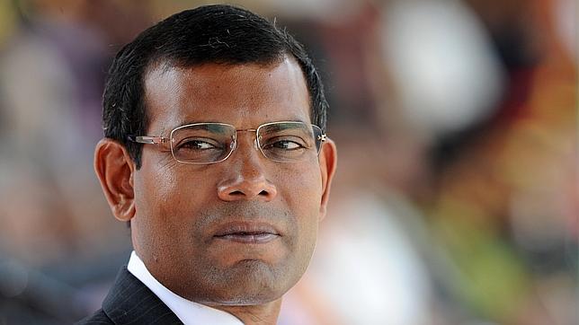 Dimite el presidente de las Islas Maldivas tras un golpe de Estado