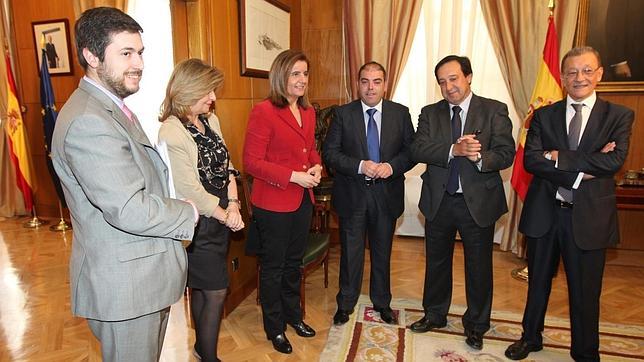 Rajoy facilitará a las empresas en crisis despedir con 20 días