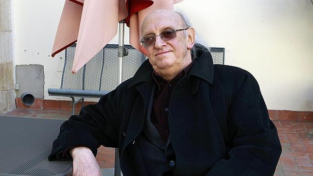 Petros Márkaris: «Nos engañamos si pensamos que los políticos salvarán la cultura»