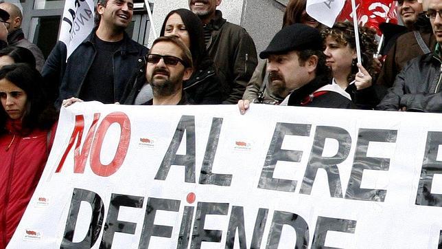 Las empresas podrán aprobar un ERE sin contar con la autorización de Empleo