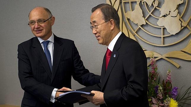 Argentina aviva la llama de las Malvinas