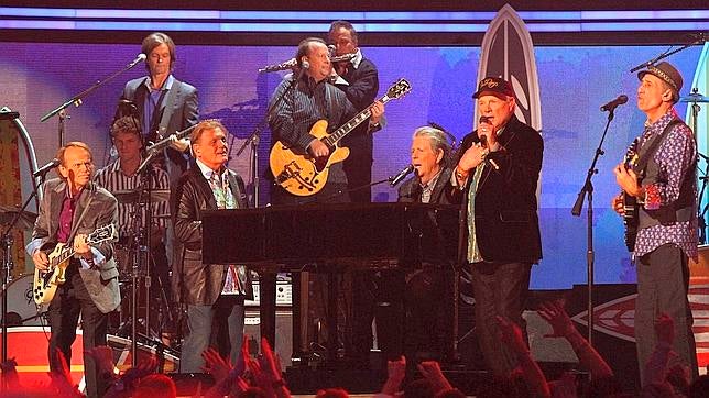 Adele, Springsteen y los Beach Boys, las joyas de la noche