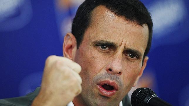 El triunfo de Capriles en las primarias de la oposición preocupa a los chavistas