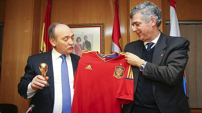 Villar enfila su séptimo mandato en la RFEF sin oposición