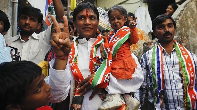 La mujer más pequeña del mundo para conquistar la ciudad más grande de India