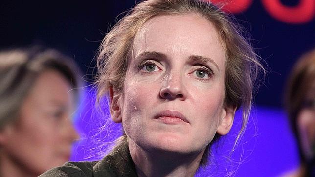 Un verbo de hierro bajo una frágil apariencia para defender la campaña de Sarkozy