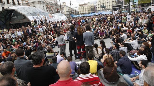 Los «indignados» volverán a Sol el 23-F para denunciar el «golpe de Estado de los mercados»