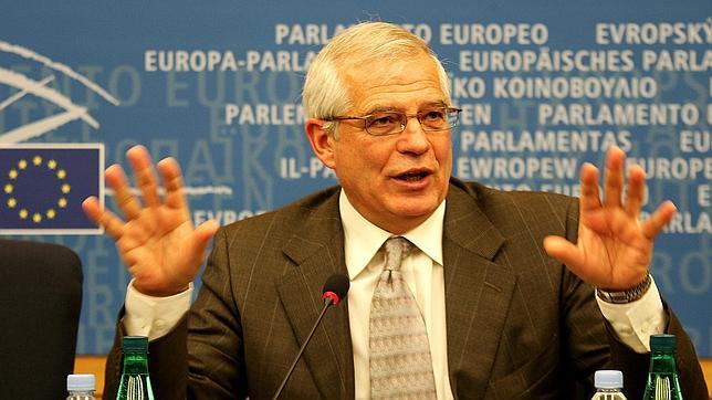 Borrell: «Ojalá el gobierno socialista hubiera aprobado algunas medidas del PP»
