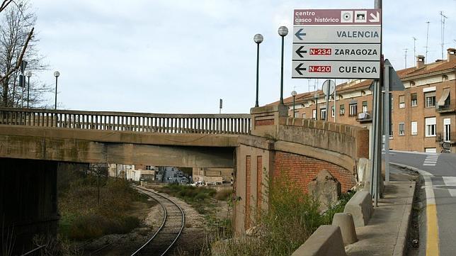 Todos los partidos se unen para pedir a Moncloa que dé un trato preferente a Teruel