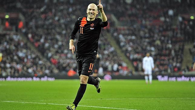 Robben supera a la «nueva» Inglaterra