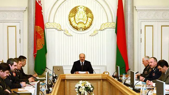 Lukashenko: «Mejor ser dictador que gay»
